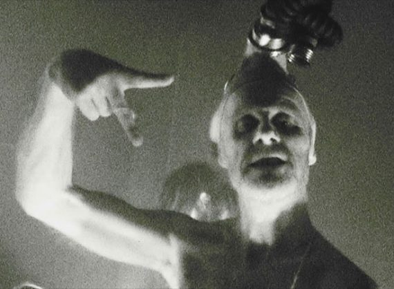 French Cowboy & The One - Embrasse