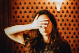 Yasmine Hamdan par Adrien Viot