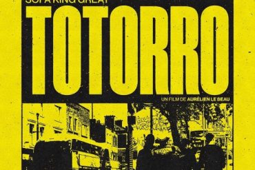 TOTORRO : Sofa King Great