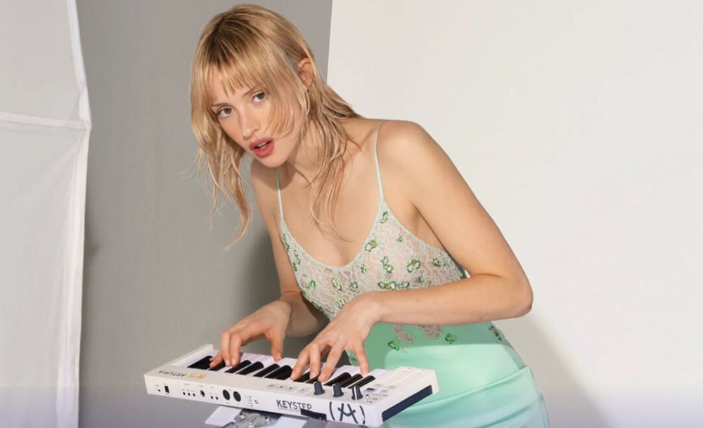 Angèle Instinct tour 2027